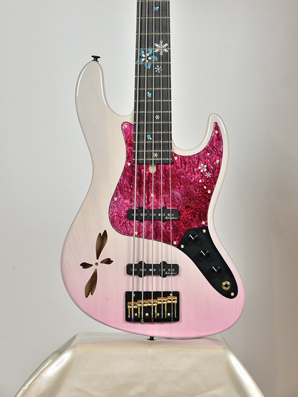 WOODLINE-HOLLOW4 FUYUZAKURA WSE’23/E WOODLINE-HOLLOW5 FUYUZAKURA WSE'23/E | Deviser ｜株式会社ディ